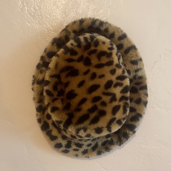 Cheetah Print Hat - Picture 2 of 2